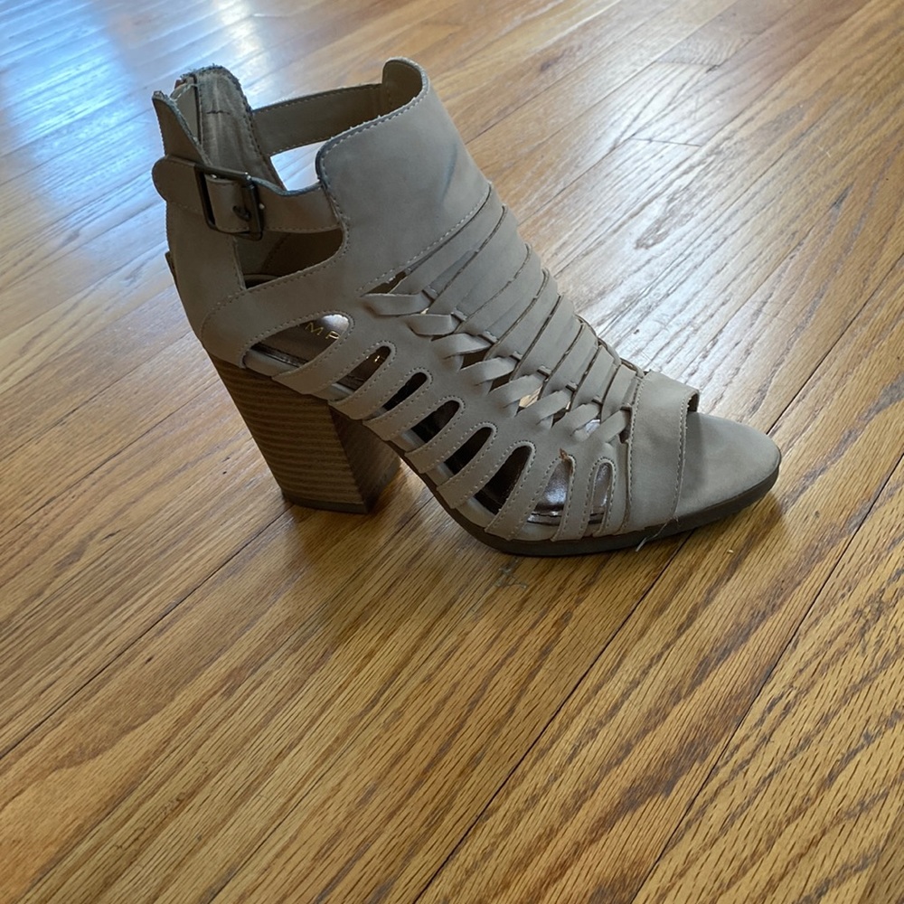 Bought at Macys wore handful of times